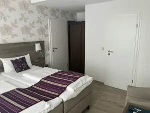 Hotel Rheinischer Hof
