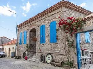 TAŞKONAK