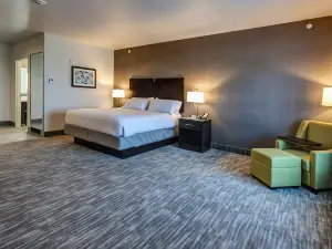 Holiday Inn Express & Suites Gatesville - N. FT Hood