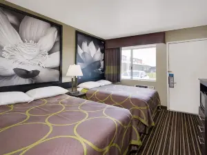 Super 8 by Wyndham Florence