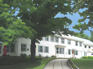 The Bridges Inn at Whitcomb House B&B