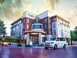 Grand M Hotel