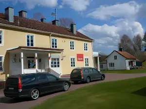 Lönneberga Vandrarhem & Hostel