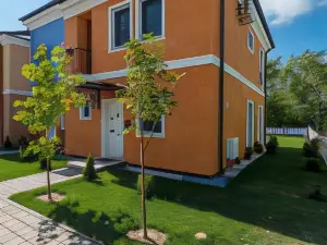 Bucharest Airport Suites & Villas