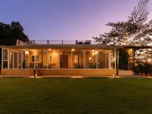 StayVista at The Estate - Luxury Living