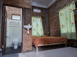 Bua Guest House