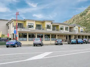 Finns Paekakariki