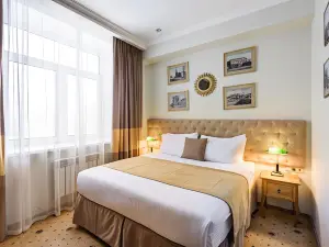 Central Hotel