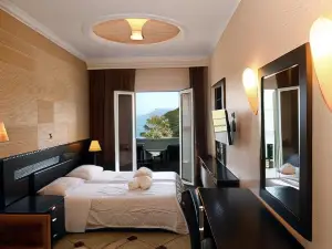 Aktis Hotel