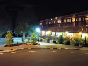 Perneia Rooms