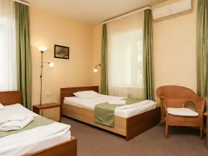 Avenu Hotel
