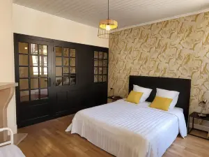 Des Histoires d'Anges - Côté Ville - 2 meublés classés - Accueil Vélo