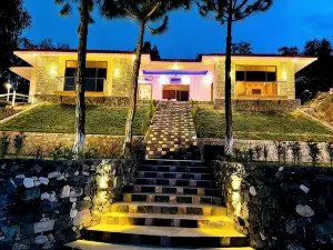 Husnain Resort by Saud Khan