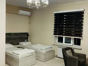 Sakho Hotel-Hostel