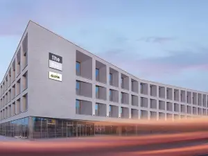 Holiday Inn - the niu, Amity Potsdam