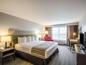Country Inn & Suites by Radisson, Fond du Lac, WI