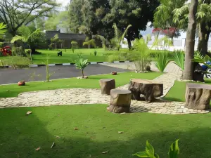Kivu Beach Garden