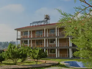 Runaway Eco Hotel