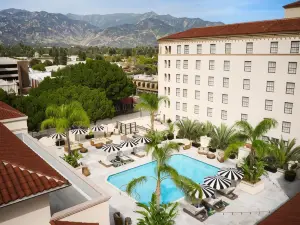Pasadena Hotel & Pool