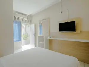 Hz Residence