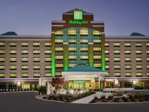 Holiday Inn & Suites Oakville @ Bronte