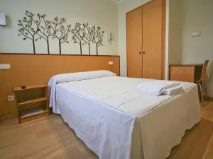Hostal Restaurante Taracena