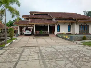 Villa Cipedes Syariah