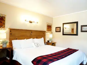 Moose Creek Inn