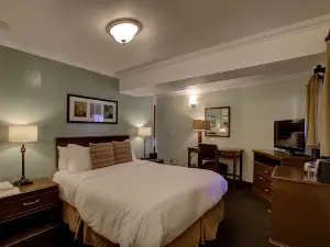 The Mammoth Creek Inn