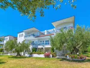 Xenios Faros Apartments
