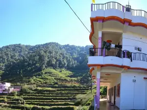 Hotel Taj Himalaya Khirsu