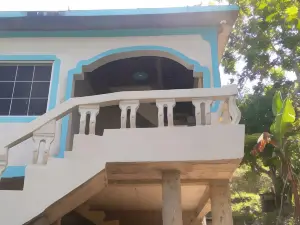 聖凱瑟琳牙買加可愛的1臥室小屋