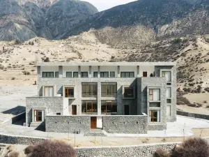 Mountain Lodges of Nepal Manang