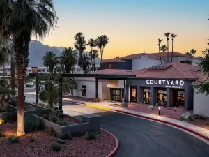 Courtyard Palm Springs