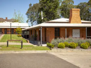 Bega Downs Motor Inn