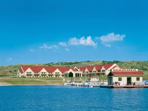 Arrowwood Resort at Cedar Shore