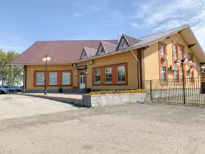 Trojka Hotel