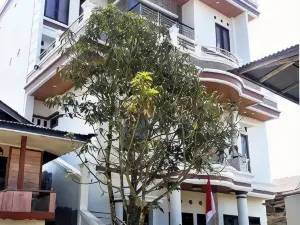 Toraja Lodge Hotel