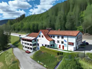 Kroderen Kro & Motel As