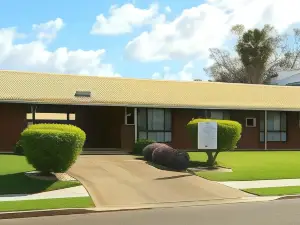 Country Mile Motor Inn