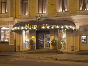 Metropole Hotel by Semarah
