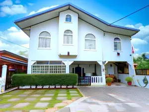 Airport Inn