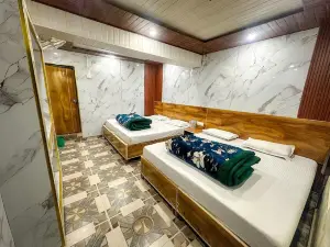 Heaven Hotel
