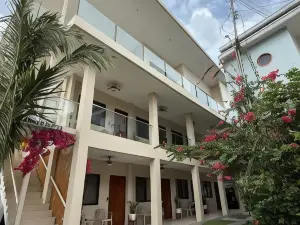 Harman Suites Moalboal