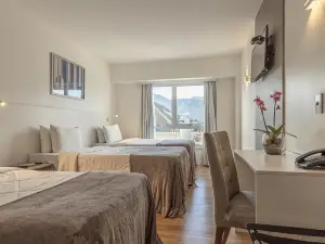 ATH Hotel - Américas Townhouse