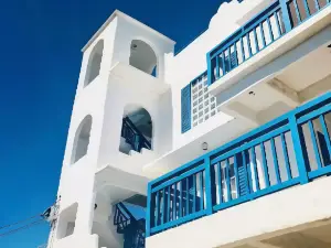 BlueCoco Baler Beach House
