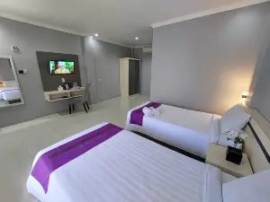Ilaya Hotel and Resort