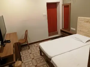 Hotel Zhanana Inn