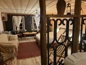 Hnameni Bovadzor Lodge
