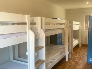 Las Hadas Albergue -Solo Para Peregrinos - Vegano -Bar